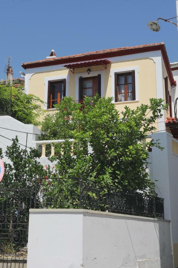 Вилла Casa Al Pozzo Скопелос Экстерьер фото
